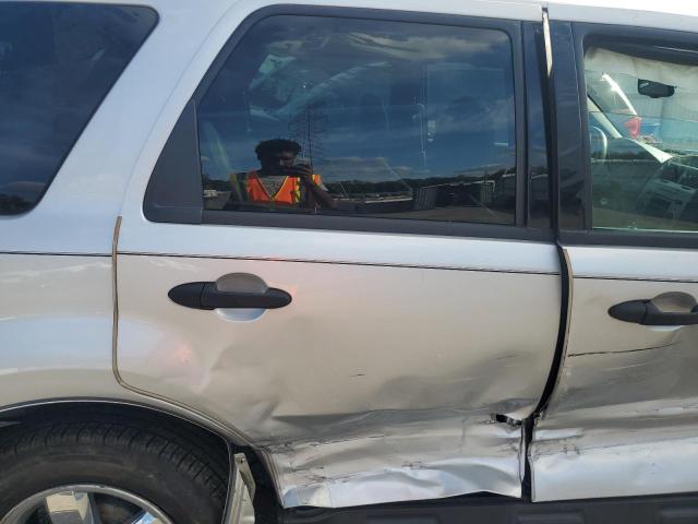 1FMCU0D70BKB09151 - 2011 FORD ESCAPE XLT WHITE photo 11