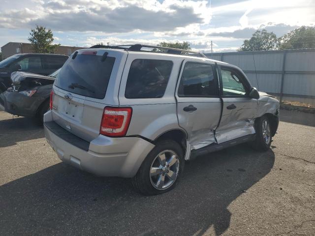 1FMCU0D70BKB09151 - 2011 FORD ESCAPE XLT WHITE photo 3