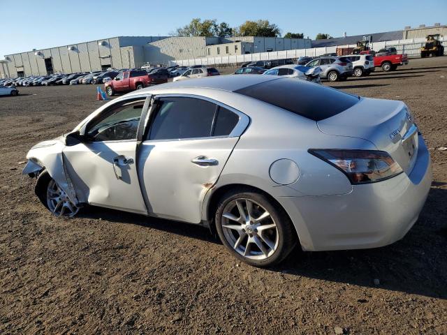 1N4AA5AP7DC839938 - 2013 NISSAN MAXIMA S 银色 照片 2