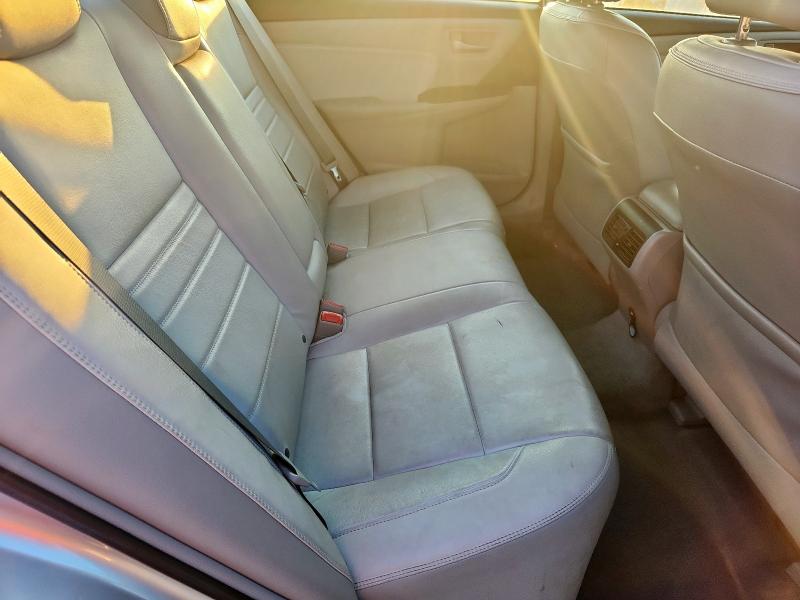 4T1BF1FK4HU717913 - 2017 TOYOTA CAMRY LE SILVER photo 10