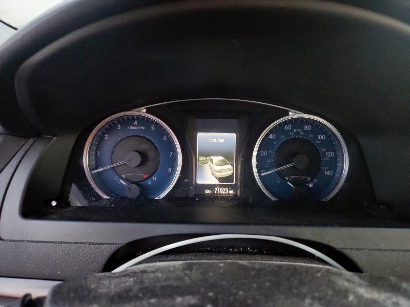 4T1BF1FK4HU717913 - 2017 TOYOTA CAMRY LE SILVER photo 9