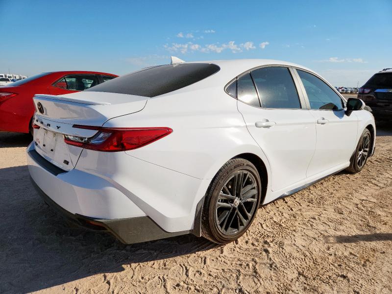 4T1DAACK8SU618398 - 2025 TOYOTA CAMRY XSE WHITE photo 3