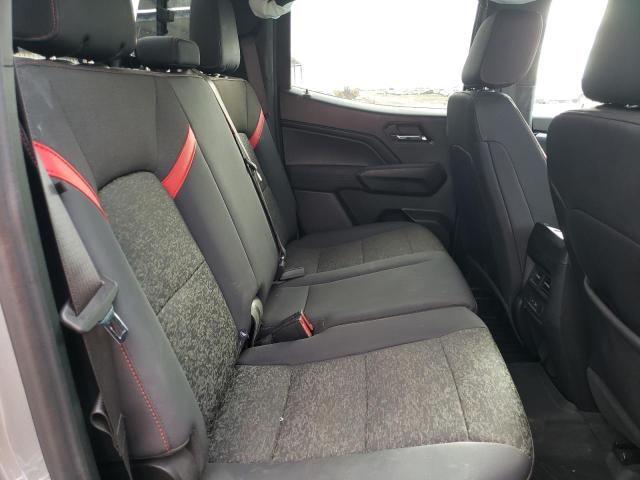 1GCPTDEK0R1296409 - 2024 CHEVROLET COLORADO Z71 SILVER photo 10