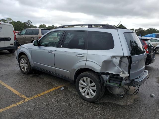 JF2SHADC9DH420098 - 2013 SUBARU FORESTER 2.5X PREMIUM ვერცხლისფერი ფოტო 2
