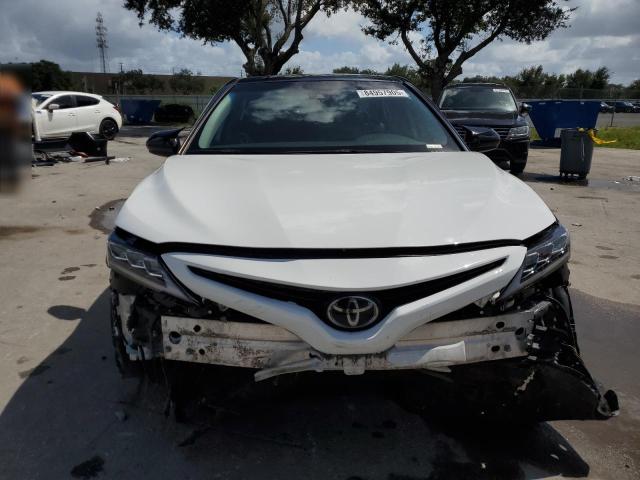 4T1B11HK3KU798938 - 2019 TOYOTA CAMRY L Սպիտակ լուսանկար 5