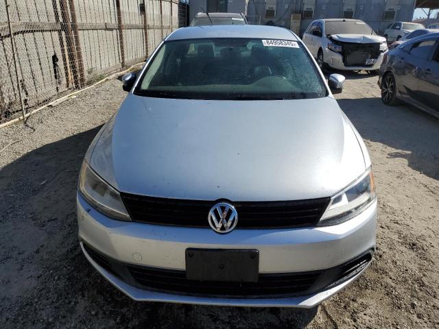 3VWDZ7AJ9BM316453 - 2011 VOLK JETTA SE SILVER photo 5