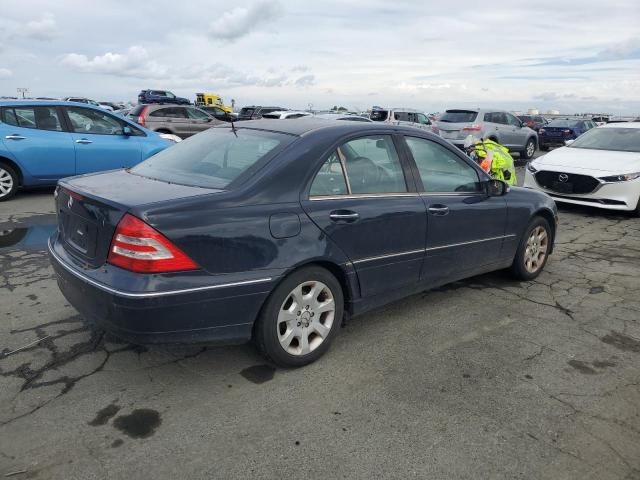 WDBRF61J85A680942 - 2005 MERCEDES-BENZ C 240 蓝色 照片 3
