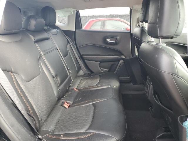 3C4NJCCB6JT240739 - 2018 JEEP COMPASS LIMITED Schwarz Foto 11