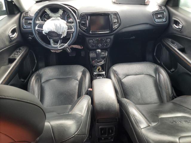 3C4NJCCB6JT240739 - 2018 JEEP COMPASS LIMITED Schwarz Foto 8