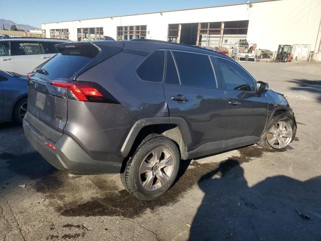 2T3W1RFV7NW212038 - 2022 TOYOTA RAV4 XLE GRAY photo 3
