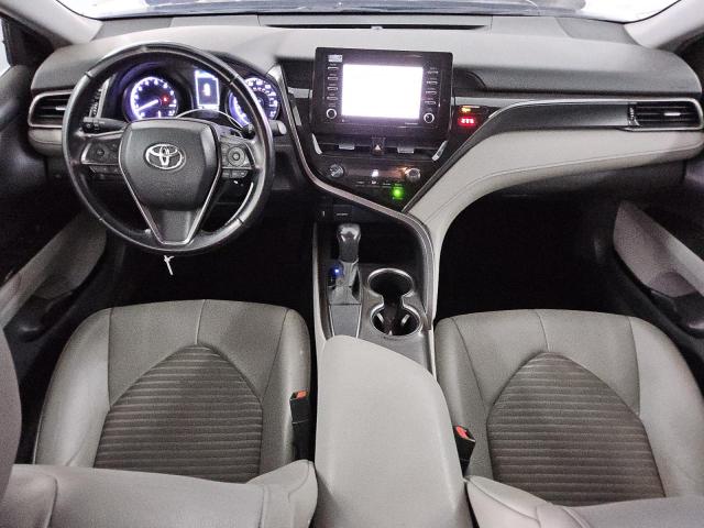 4T1G11AK0MU452784 - 2021 TOYOTA CAMRY SE BLUE photo 8