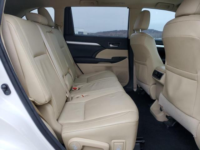 5TDKKRFH3FS117825 - 2015 TOYOTA HIGHLANDER XLE WHITE photo 11