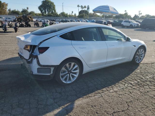 5YJ3E1EB9JF134040 - 2018 TESLA MODEL 3 Սպիտակ լուսանկար 3