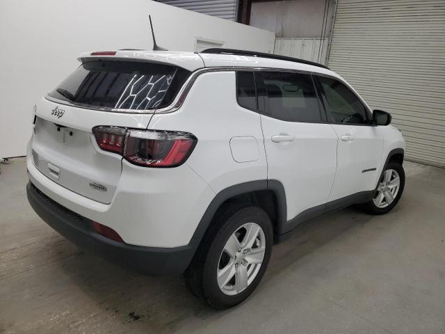 3C4NJCBB7NT137742 - 2022 JEEP COMPASS LATITUDE WHITE photo 3