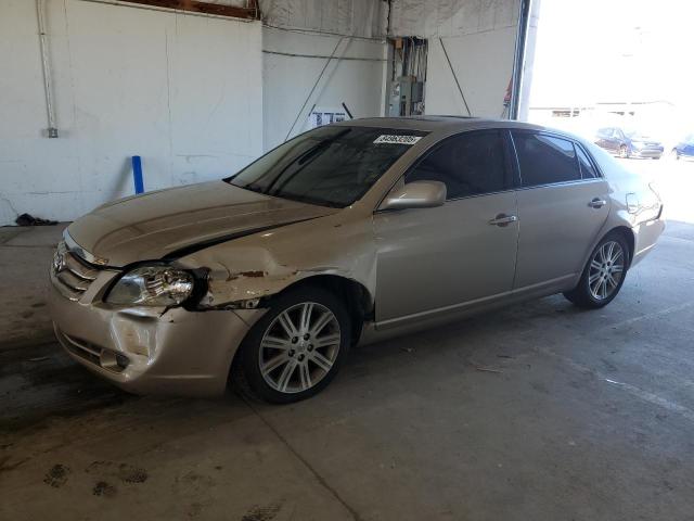 2006 TOYOTA AVALON XL, 