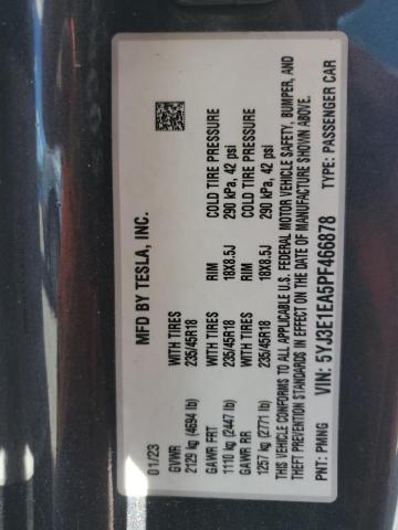 5YJ3E1EA5PF466878 - 2023 TESLA MODEL 3 Gris foto 12