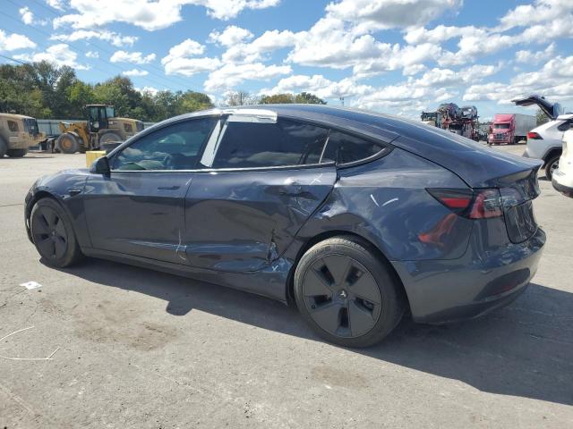 5YJ3E1EA5PF466878 - 2023 TESLA MODEL 3 Gris foto 2