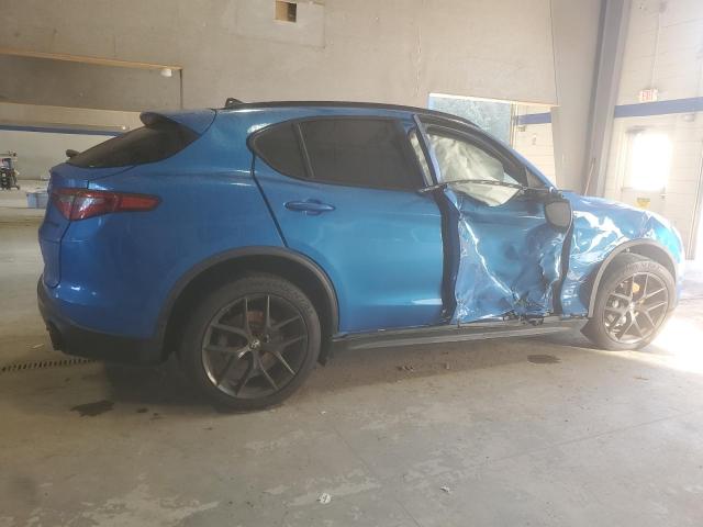 ZASPAKBN5K7C39707 - 2019 ALFA ROMEO STELVIO TI BLUE photo 3