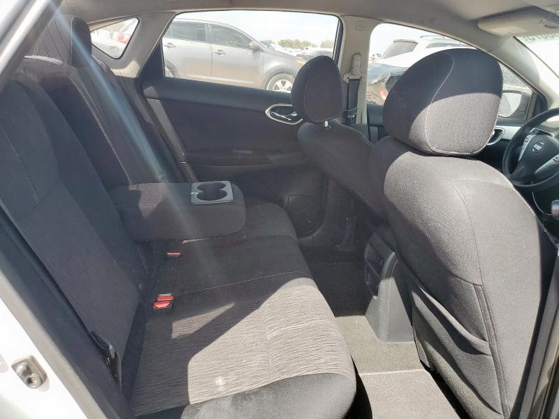 3N1AB7AP5EY205929 - 2014 NISSAN SENTRA S 银色 照片 10