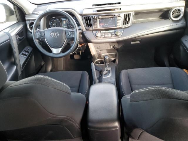 2T3WFREV6HW388442 - 2017 TOYT RAV4 XLE Qara foto 8