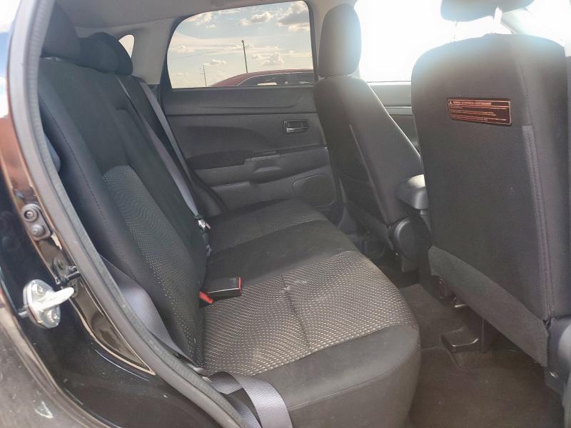 JA4AP3AU3GZ065346 - 2016 MITSUBISHI OUTLANDER ES შავი ფოტო 11