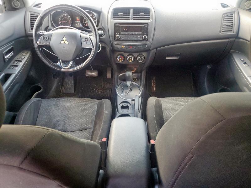 JA4AP3AU3GZ065346 - 2016 MITSUBISHI OUTLANDER ES შავი ფოტო 8