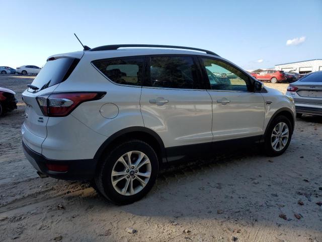 1FMCU9HD8JUB23077 - 2018 FORD ESCAPE SEL Білий фото 3