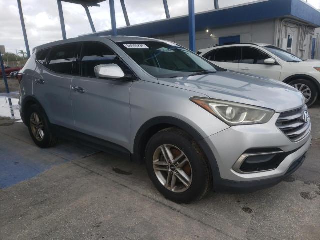 5XYZT3LB7HG402620 - 2017 HYUNDAI SANTA FE S Silber Foto 4