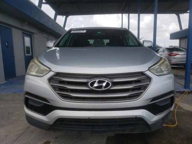 5XYZT3LB7HG402620 - 2017 HYUNDAI SANTA FE S Silber Foto 5
