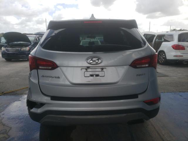 5XYZT3LB7HG402620 - 2017 HYUNDAI SANTA FE S Silber Foto 6
