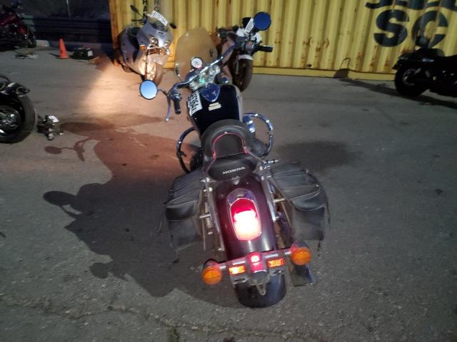 JH2RC4460YK300018 - 2000 HONDA VT750 CD2 BLACK photo 4