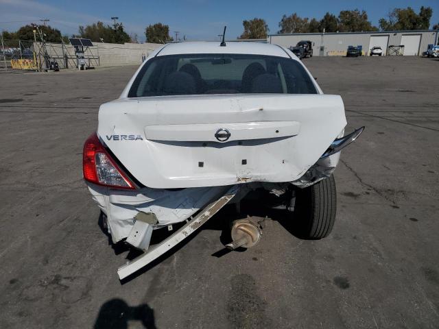 3N1CN7AP9FL829280 - 2015 NISSAN VERSA S WHITE photo 6