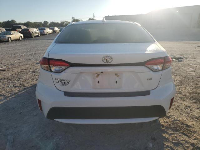 JTDEPMAE2N3019187 - 2022 TOYOTA COROLLA LE Blanc photo 6
