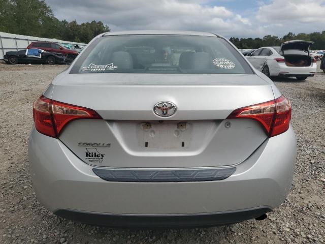 5YFBURHEXHP701079 - 2017 TOYOTA COROLLA L SILVER photo 6