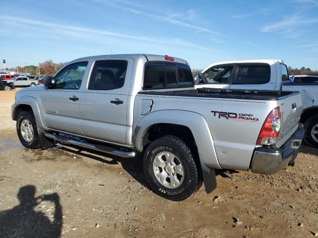 3TMJU4GN1DM141194 - 2013 TOYOTA TACOMA DOUBLE CAB PRERUNNER GRAY photo 2