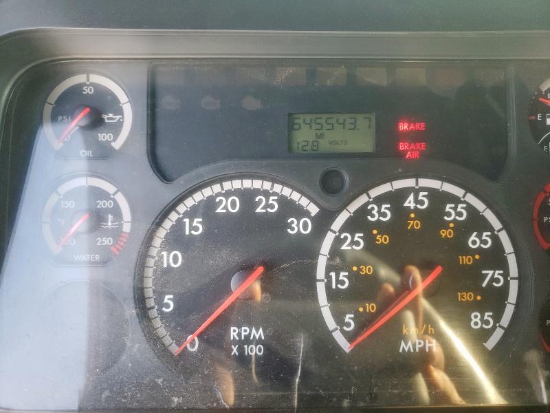 3AKJGLDR9DSFG0321 - 2013 FREIGHTLINER CASCADIA BLACK photo 8