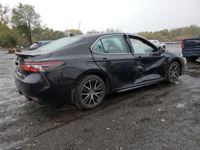 4T1G11BKXRU116887 - 2024 TOYOTA CAMRY SE NIGHT SHADE BLACK photo 3