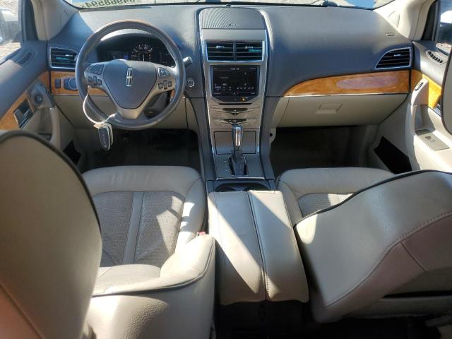 2LMDJ6JK9DBL09648 - 2013 LINCOLN MKX SILVER photo 8