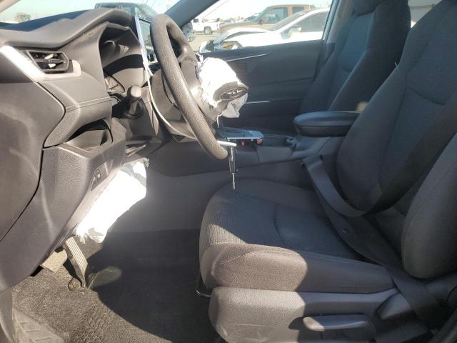 2T3K1RFV8RC289149 - 2024 TOYOTA RAV4 LE 灰色 照片 7