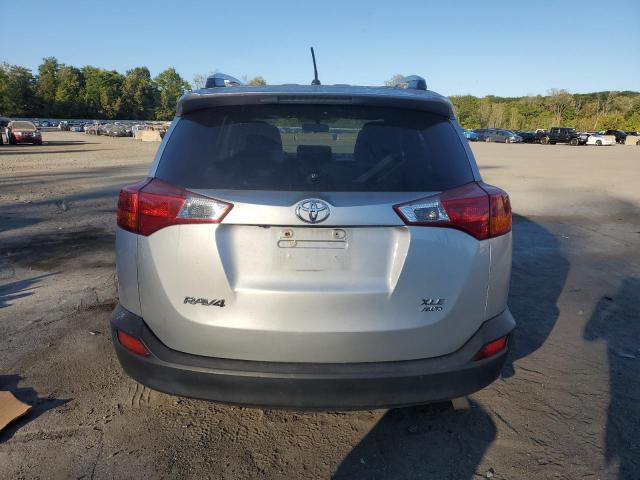 JTMRFREVXDD031611 - 2013 TOYOTA RAV4 XLE ვერცხლისფერი ფოტო 6