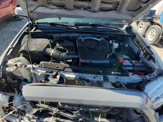 3TMCZ5AN1JM174071 - 2018 TOYOTA TACOMA DOUBLE CAB GRAY photo 11