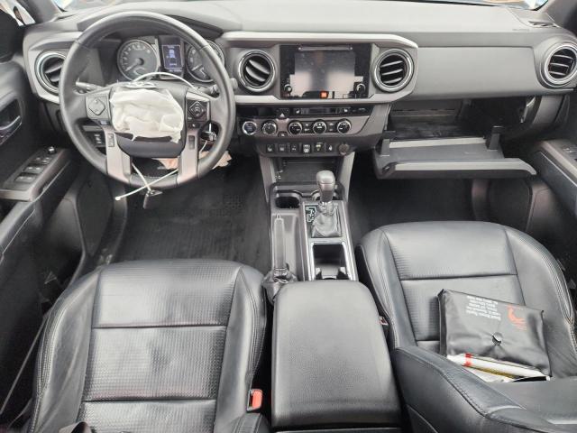 3TMCZ5AN1JM174071 - 2018 TOYOTA TACOMA DOUBLE CAB GRAY photo 8