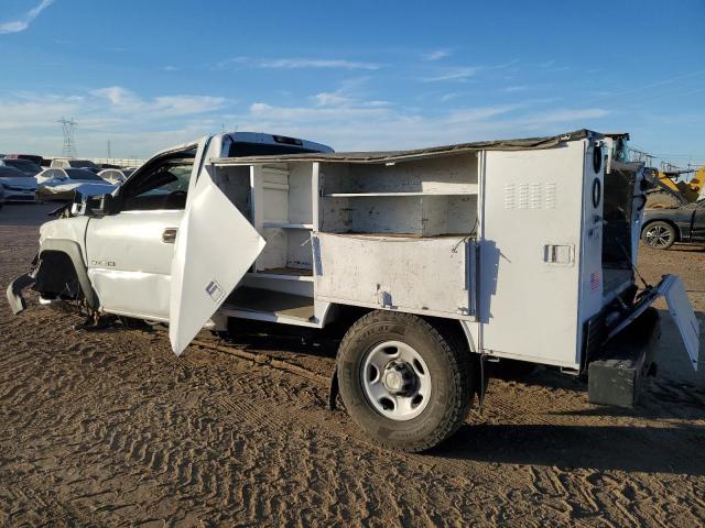 1GBHC24U02E241344 - 2002 CHEVROLET SILVERADO C2500 HEAVY DUTY WHITE photo 2