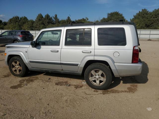1J8HG48P47C591541 - 2007 JEEP COMMANDER SILVER photo 2