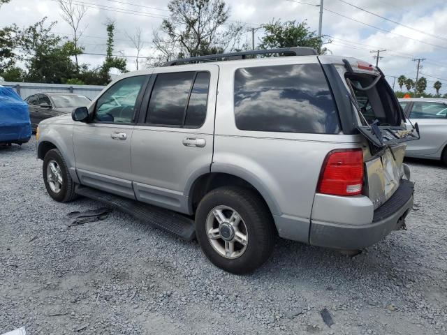 1FMZU73E72ZC17552 - 2002 FORD EXPLORER XLT Argent photo 2