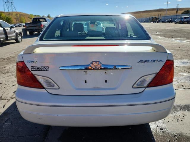 4T1BF28B82U202696 - 2002 TOYOTA AVALON XL WHITE photo 6