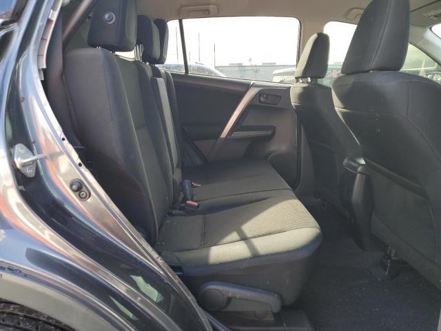 JTMZFREV7JJ185593 - 2018 TOYOTA RAV4 LE Szary zdjęcie 11