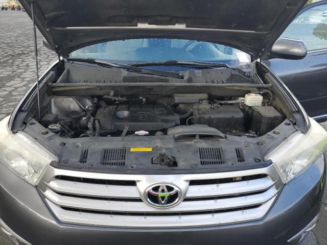 5TDZA3EH0CS020206 - 2012 TOYOTA HIGHLANDER BASE Մոխրագույն լուսանկար 12