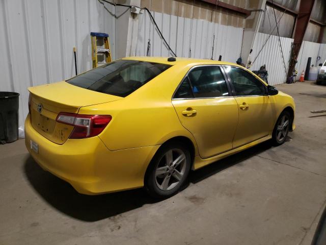 4T1BF1FKXDU263368 - 2013 TOYOTA CAMRY L YELLOW photo 3