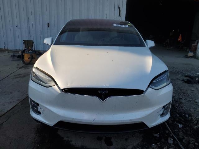 5YJXCAE40GF001880 - 2016 TESLA MODEL X Biały zdjęcie 5